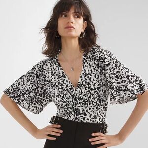 White House Black Market Black & White Matte Jersey Kimono Top (D-46)